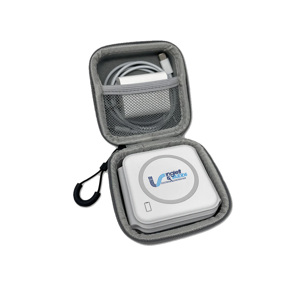 Swoosh 3 in 1 travel charger with case